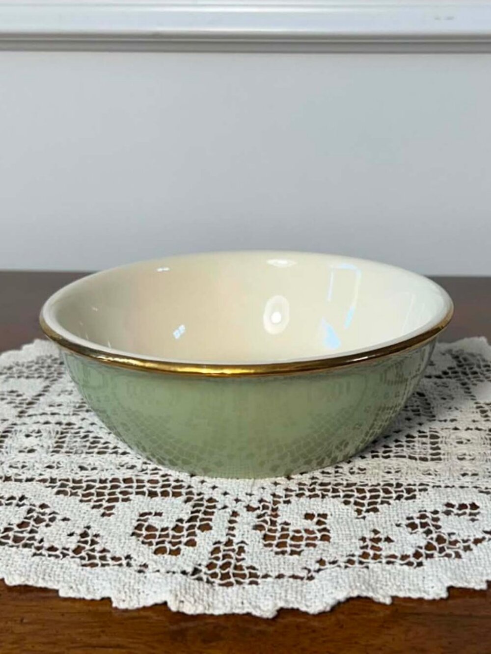 Chateau Buffet Taylor, Smith & Taylor cereal bowl